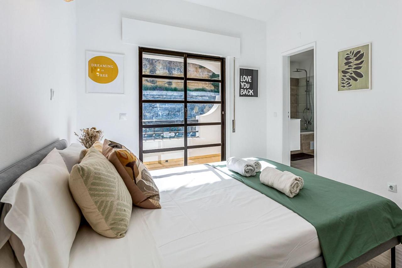 Sunny Duplex W/ Pool & Balcony By Lovelystay Carvoeiro  Exteriér fotografie